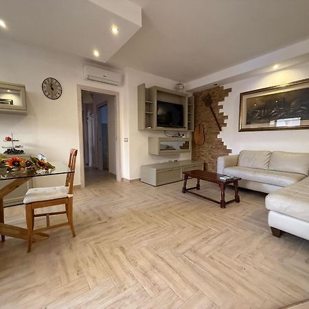 The Refuge Apartment Porto Torres Exteriör bild