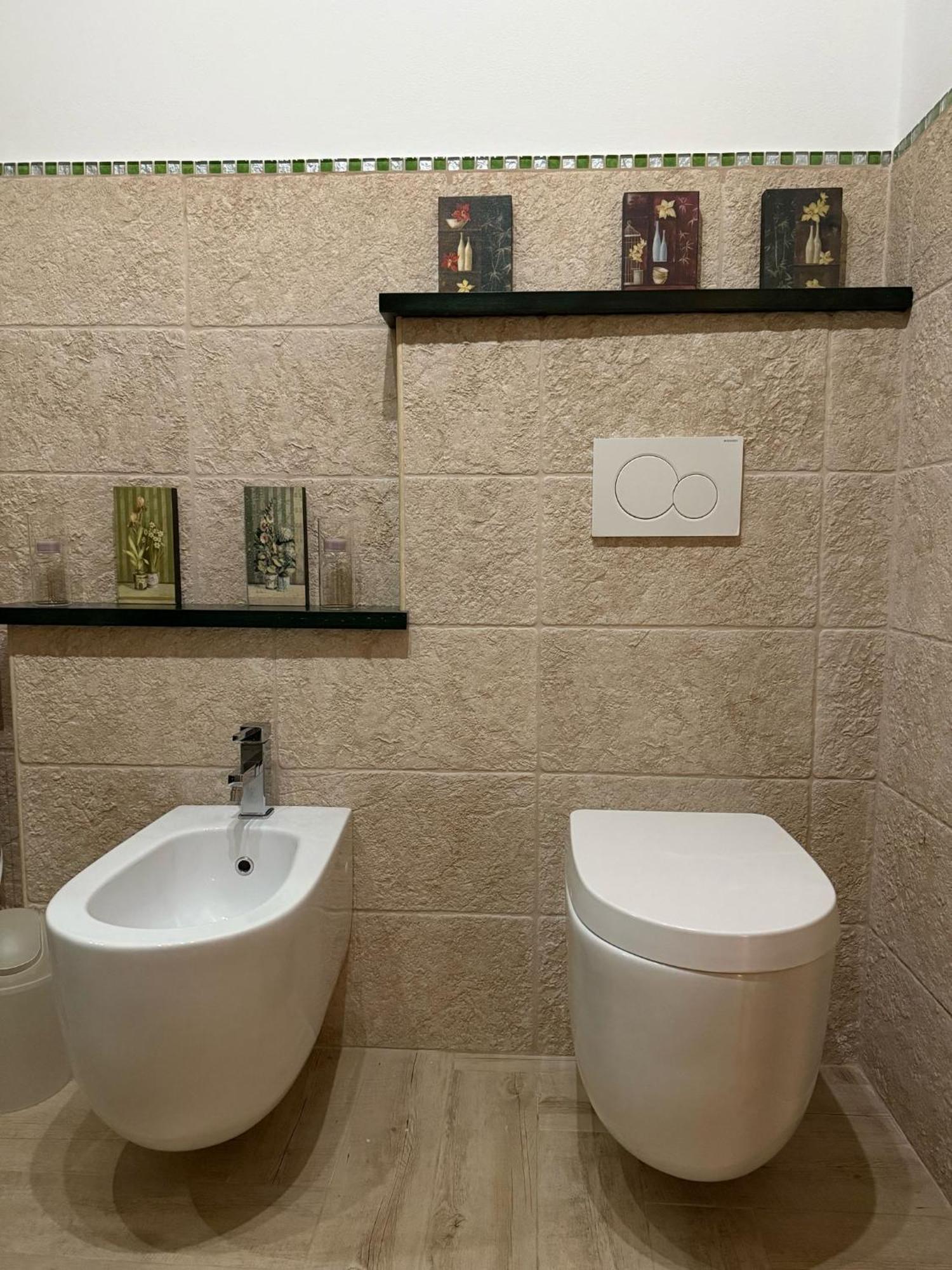 The Refuge Apartment Porto Torres Exteriör bild