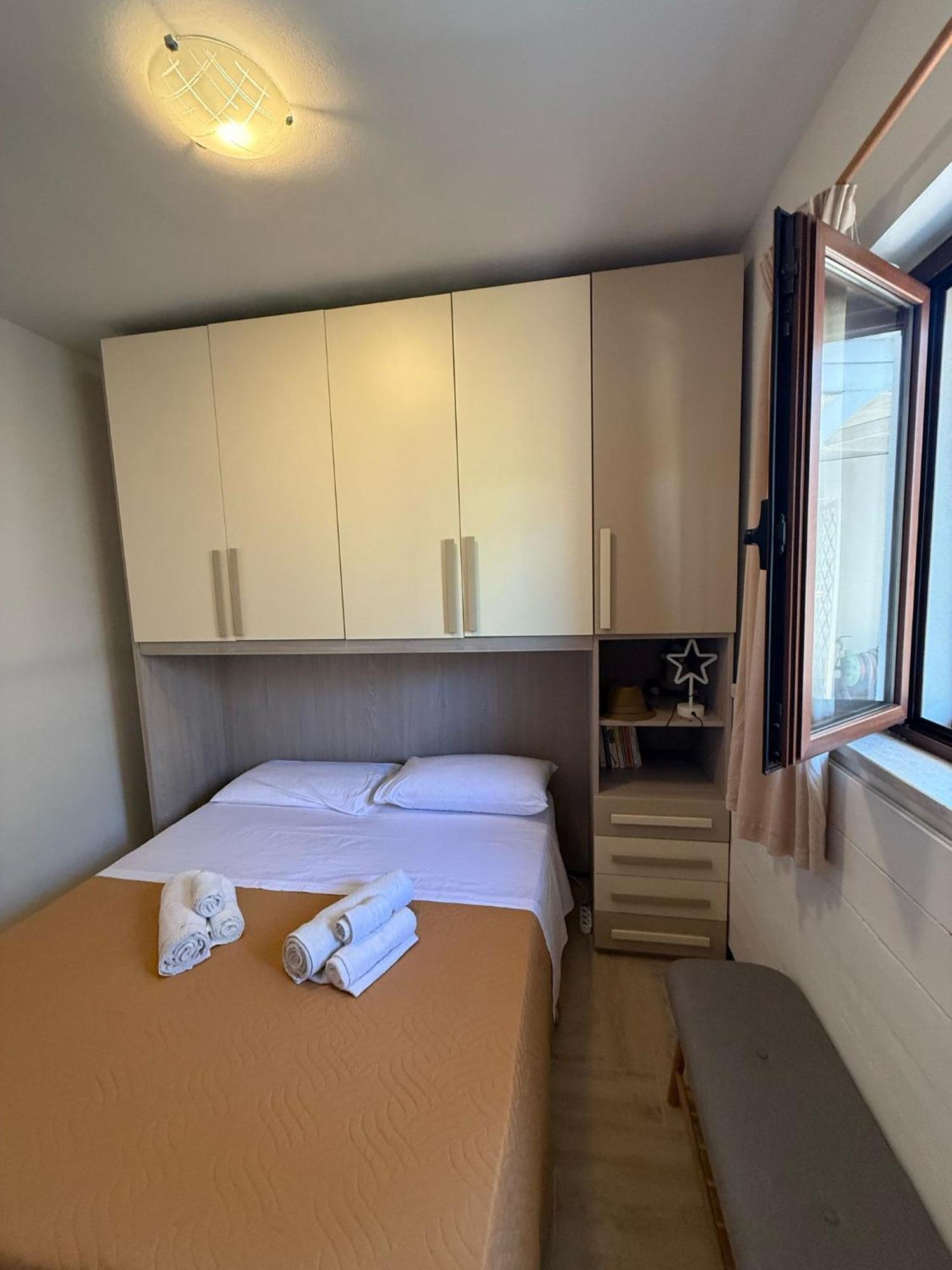 The Refuge Apartment Porto Torres Exteriör bild