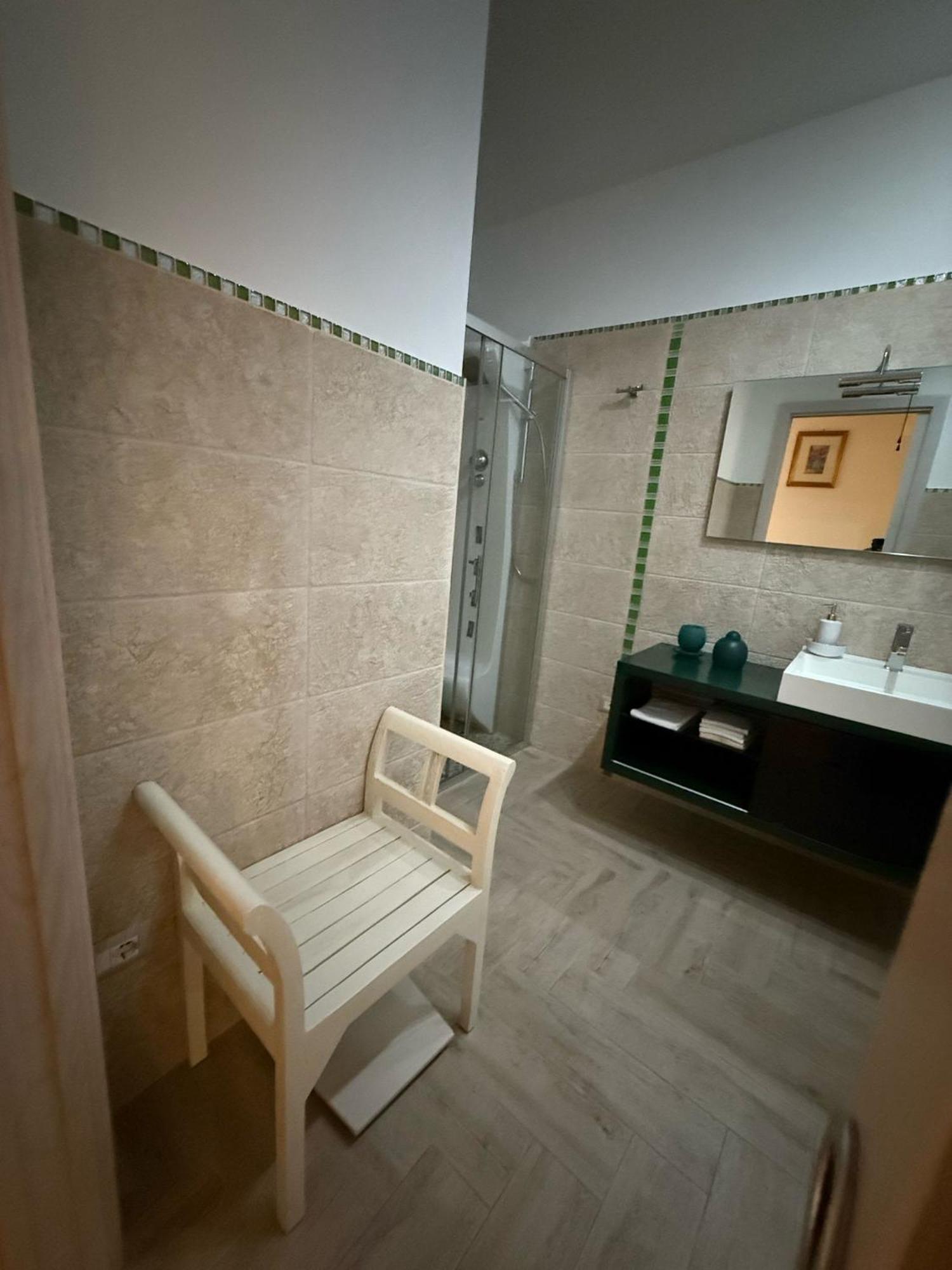 The Refuge Apartment Porto Torres Exteriör bild
